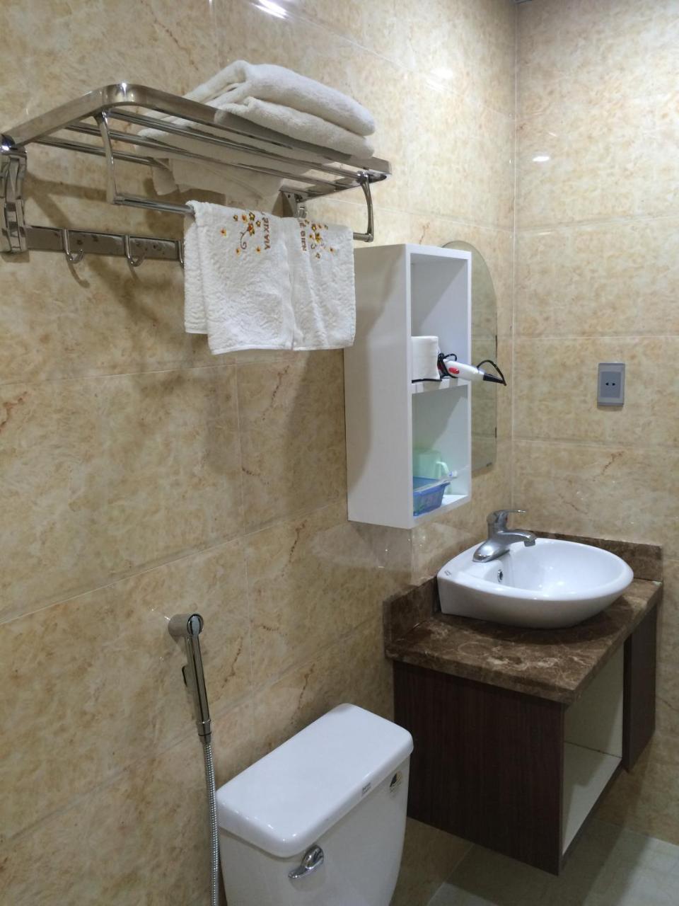 Khai Hoan Hotel Dong Van  Dış mekan fotoğraf